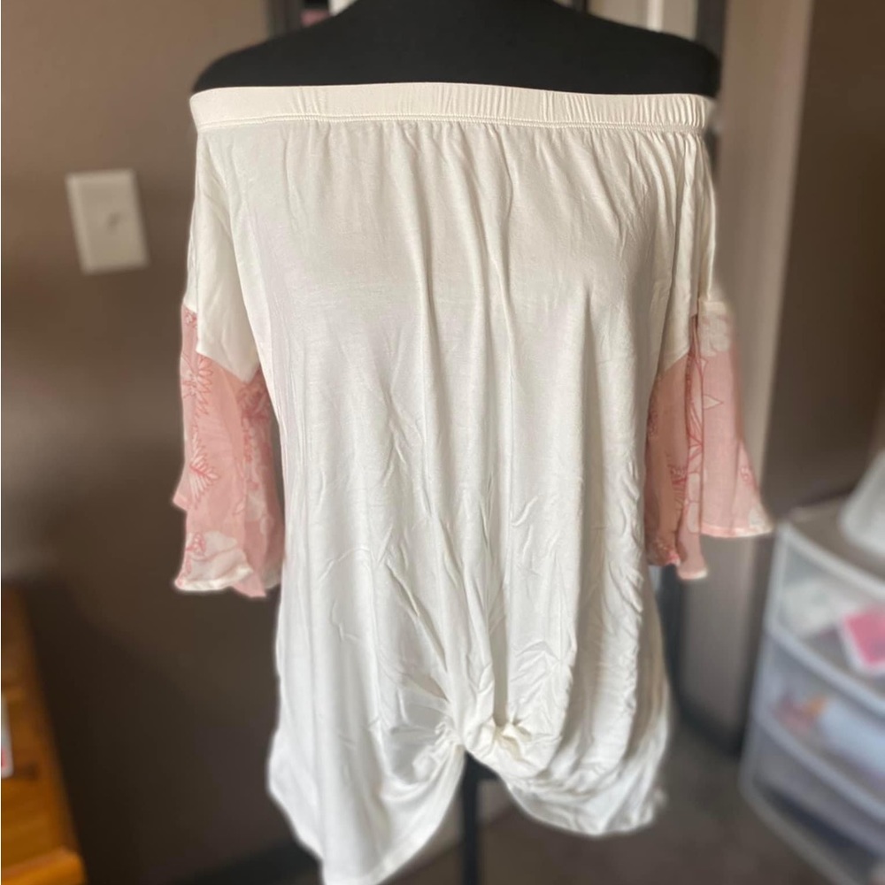 E.Luna off the shoulder Top